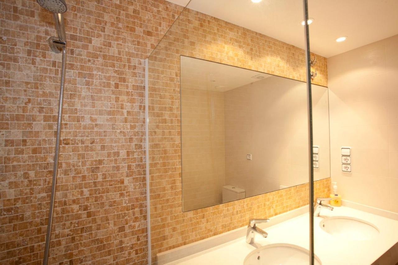 Coroleu House Barcelona Albergue Habitación foto